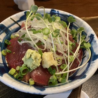 みぶろ - 料理写真:漬けカツオ丼