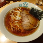 楽観 - 琥珀