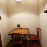 七つ森 - 半個室風テーブル席