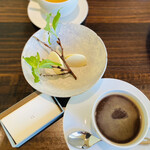 アコルドゥ - クリームがめちゃくちゃ美味いっっっ　　コーヒーもコクのある深煎り