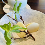 アコルドゥ - お茶菓子は　桜のゴーフル