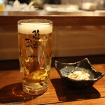 藁焼き鰹たたき 明神丸 - キリン生ビール 550円(2022年4月)