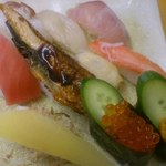 回転寿司　喜楽 - 特選上にぎり（かに入り）