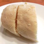 AKI - パスタランチ 1000円 のパン