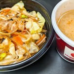 ほっともっと - 料理写真:肉野菜炒め弁当+豚汁