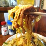 さかえや - スープを吸ってトロトロ