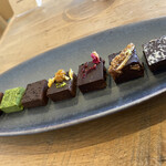 Coco Chou Chou - ヴィーガン生チョコレート食べ比べ