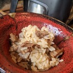 鉄板 磁.N's - 牛釜めし！ほんといい味出てます(≧∀≦)！！1人でお茶碗２杯分はあります＼(^o^)／