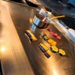 鉄板 磁.N's - 野菜を焼き始めます！