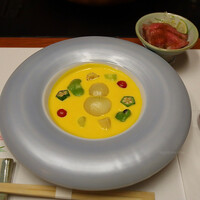 北新地しゃぶしゃぶすき焼き きらく - 人参のポタージュ･ローストビーフ