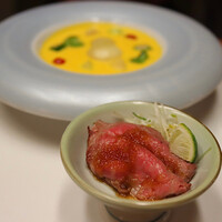 北新地しゃぶしゃぶすき焼き きらく - 人参のポタージュ･ローストビーフ