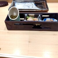 寿司割烹 魚紋 - 