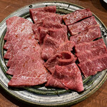 赤坂 らいもん - シンシン炙り、特撰ヒレ、ハラミ