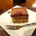 トップス キーズ カフェ - チョコレートケーキ 520円(税込)