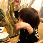 中華蕎麦 時雨 - 美味しくて踊り出す我が子