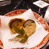 和食のあらまさ - ⚫海老真丈と椎茸
