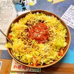 沖縄料理 サスケ - ランチタコライス　800円