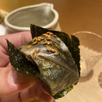 鮨 さいとう - サバってなぜこんなに美味しいのか。海苔との相性も最高だし。延々と食べたい逸品