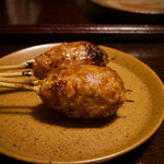 鳥田中 - ●地鶏串　つくね