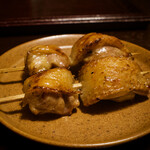 鳥田中 - ●地鶏串　ソリレス