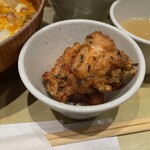 名古屋コーチン親子丼 酉しみず - 唐揚げ