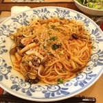 鎌倉パスタ - 牡蠣とキノコのラグーソースパスタなう‼