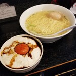 塩そば専門店 桑ばら - 濃厚大和芋卵黄丼と塩かけそば定食