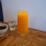 ピッツェリア パーレンテッシ - ブラッドオレンジジュース