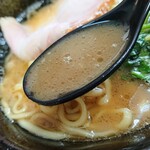 横浜ラーメン 田上家 - マイルドな豚骨