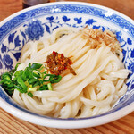 手打ちうどん ぶれーど・う - ピリ辛酢じょうゆうどん