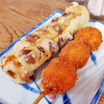 手打ちうどん ぶれーど・う - ちくわ天、うずらフライ
