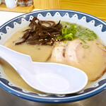 月のうさぎ - とんこつラーメン