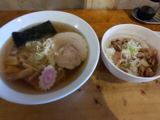 日光軒 - ラーメンとミニチャーシュー丼