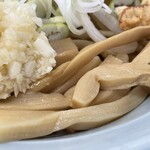 ラーメン もっけだの - 2022.4～新メニュー『G麺+ニンニク』のメンマ