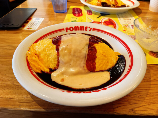 ポムの樹 渋谷スペイン坂店 - 渋谷/オムライス | 食べログ