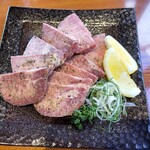 焼肉レストランひがしやま - 厚切り牛タン