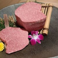 和牛 まつした 吟匠邸 - ●吟匠コース13,000円+追加肉五種盛り7,200円＋生ﾋﾞｰﾙ850円X3+ｽﾊﾟｰｸﾘﾝｸﾞﾜｲﾝ6,000円X2=35,350円税込