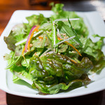 トラジカウンター - ランチのサラダ
