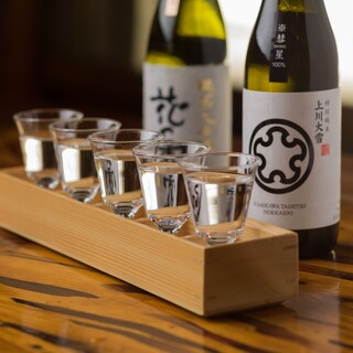 北海道・全国各地の日本酒を多数取り揃えております