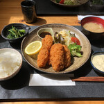 Tenzo - ジャンボ牡蠣フライ定食