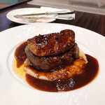 俺のイタリアン 新橋赤レンガ通 - 牛フィレ肉のロッシーニ風