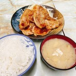 お食事 まるやま - 林SPFポークリブロース生姜焼き定食