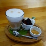 茶蔵坊 - カプチーノとミニスィーツ