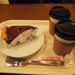 Bubby's　横浜 - コーヒーとパイ