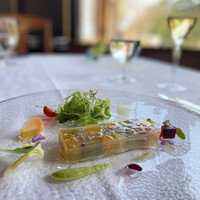 ザ・フジヤ - 桜鱒のマリネと春野菜のテリーヌ　ピクルス野菜の菜園仕立て