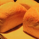 PIZZA PAZZA - 【ランチ】自家製パン