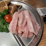 Taste of Korea 찐 - 料理写真:焼肉セットの豚トロ