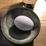 挽肉と米 - わざわざ歩いてとりにいく価値のある卵