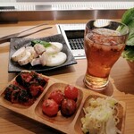 Shiawaseno Yakiniku Tabehoudai Kamimura Bokujou - このオイキムチが大好き　甘くて美味しいんだよー