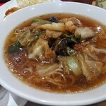 Yoshiki Gyouzaken - 選べる麺は五目餡かけを選択